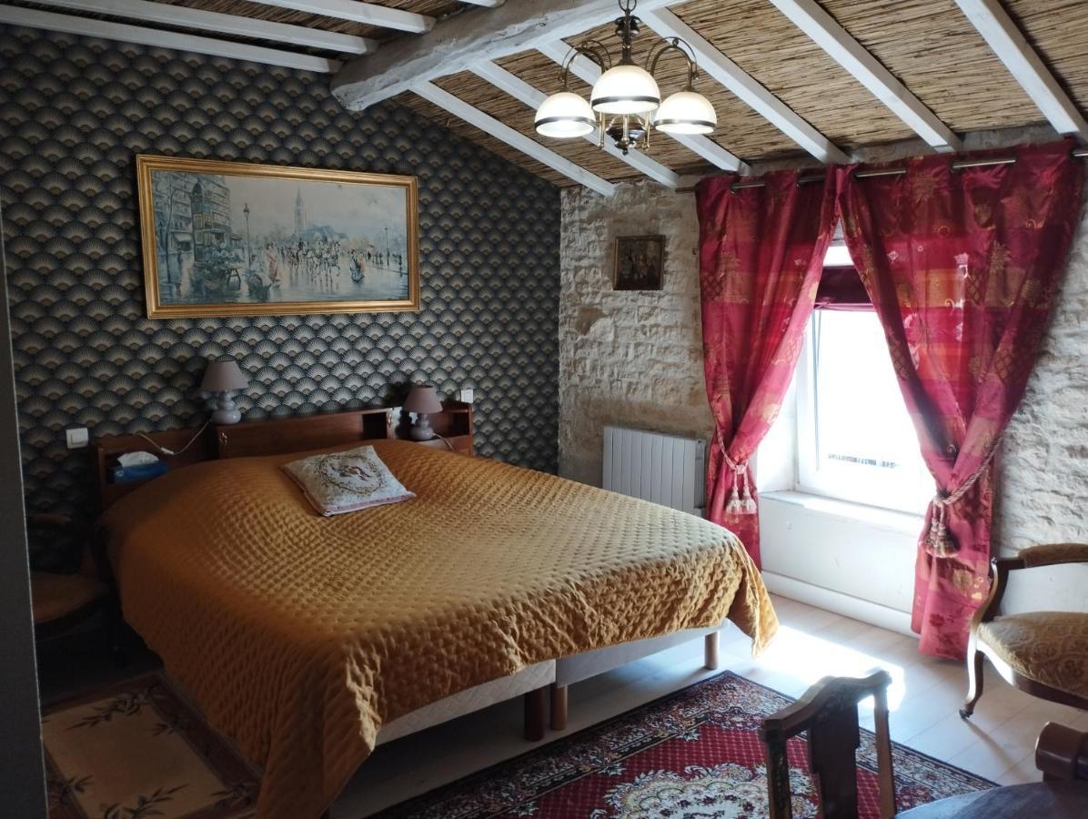 Chez Marek Et Urszula Bed & Breakfast Le Langon Ngoại thất bức ảnh